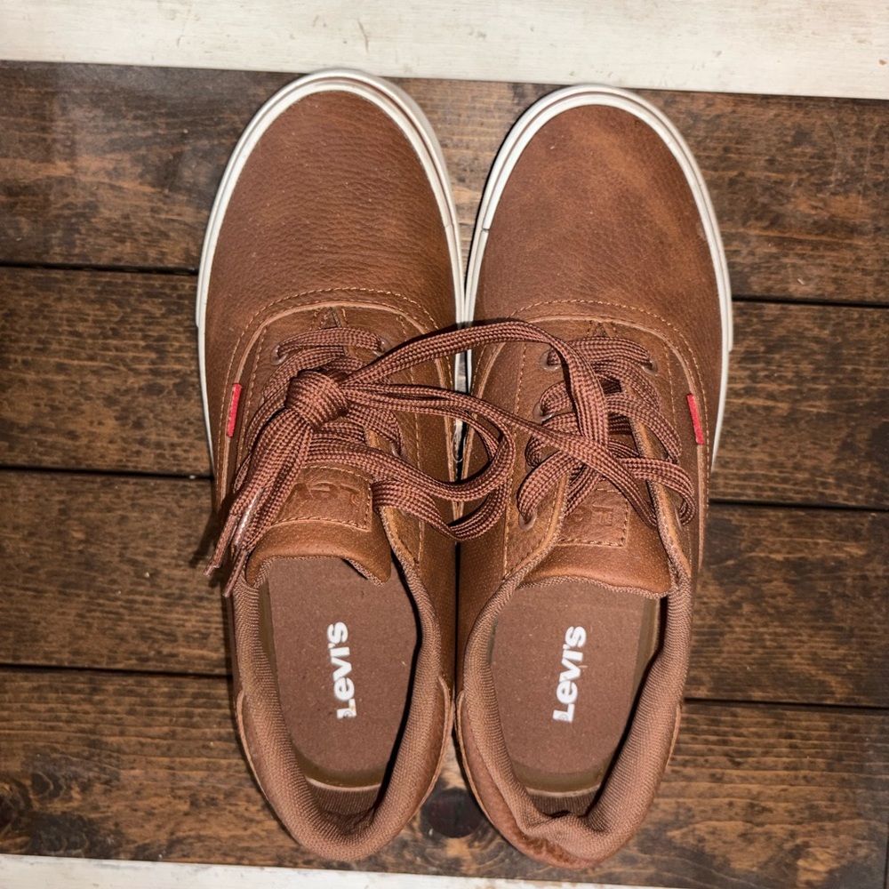 Levi's Men's Brown Leather Sneakers
